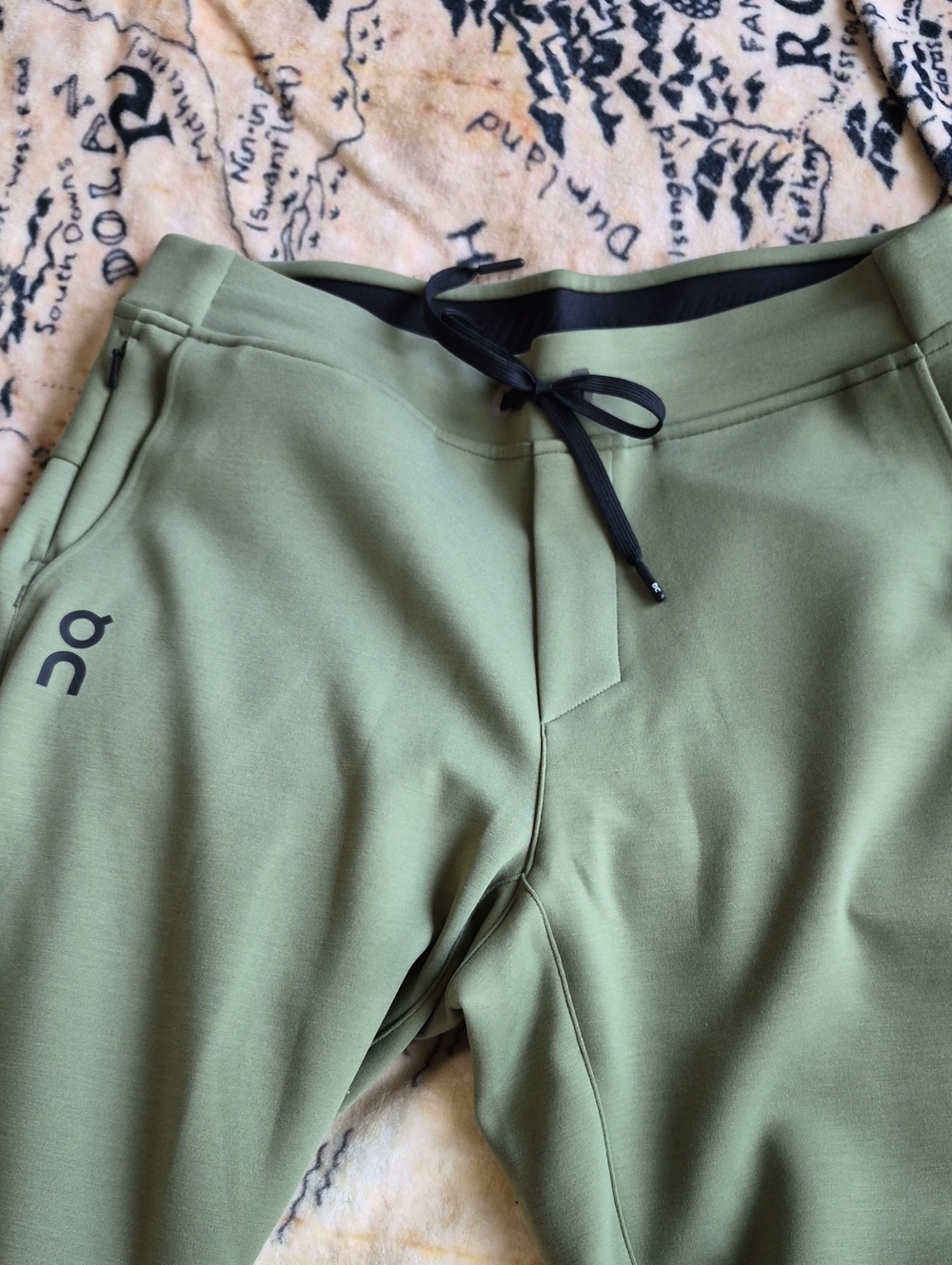 NWT On Running Taiga Sweat Pants Men Size Small Green Soft Joggers - Picture 6 of 13